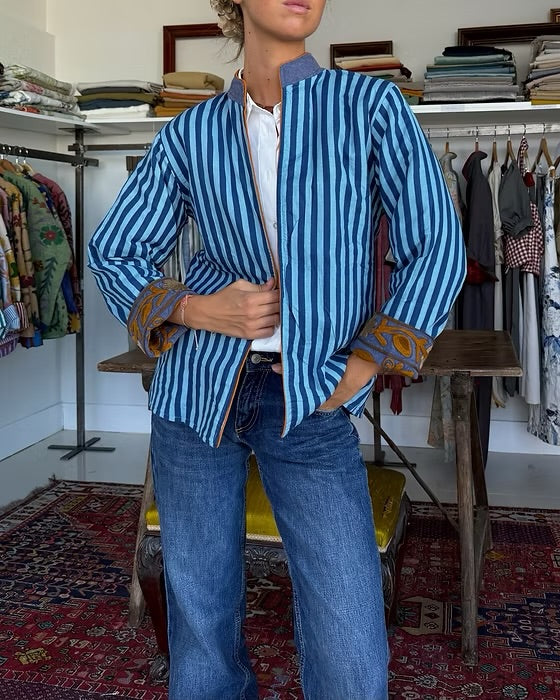 Saco algodón bordado azul