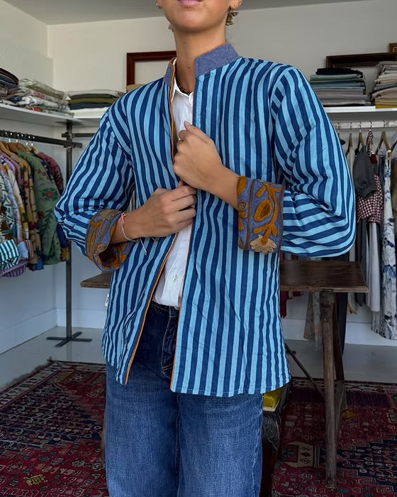 Saco algodón bordado azul