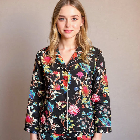 Pijama tigres y flores negro