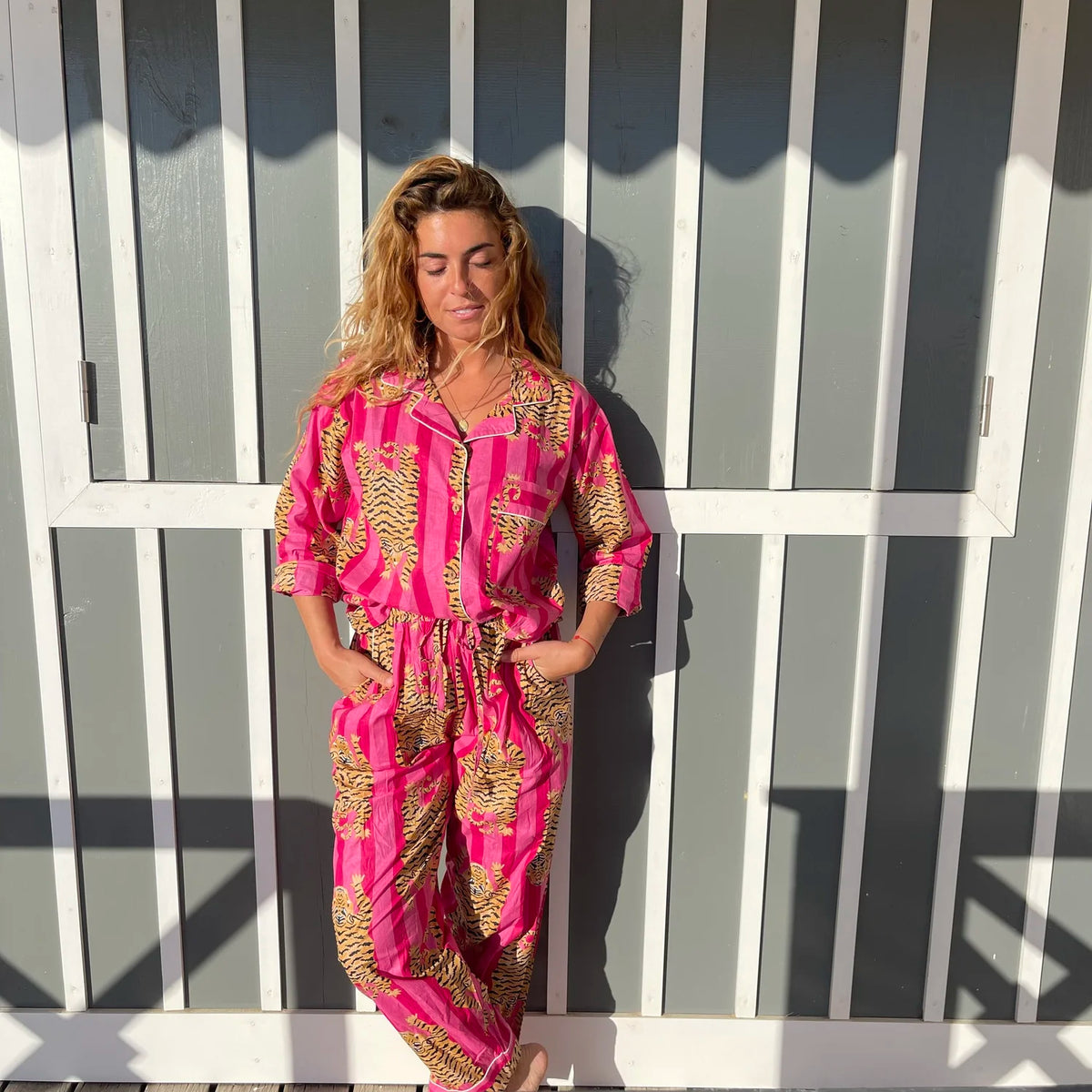 Pijama tigre fucsia