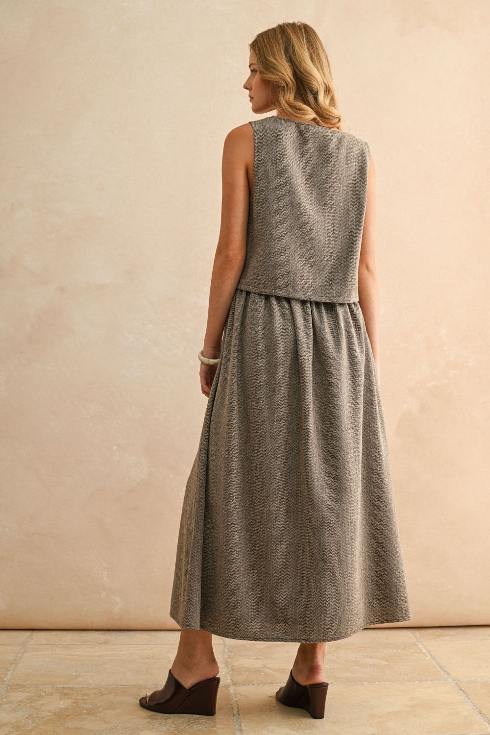 Falda plisada espiga